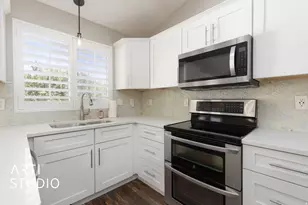 704 W Vahe St, Draper, UT 84020 - Photo 10