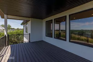 1295 Sunset Ct, Ogden, UT 84403 - Photo 6