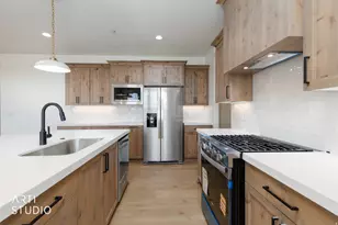 1295 Sunset Ct, Ogden, UT 84403 - Photo 20