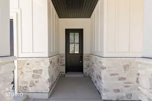 1295 Sunset Ct, Ogden, UT 84403 - Photo 12