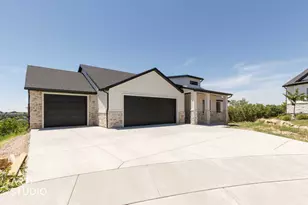 1295 Sunset Ct, Ogden, UT 84403 - Photo 10