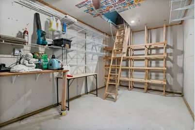 1027 E Serpentine Way, White City, UT 84094 - Photo 32