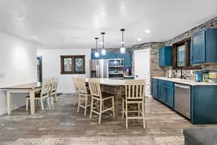 1027 E Serpentine Way, White City, UT 84094 - Photo 12