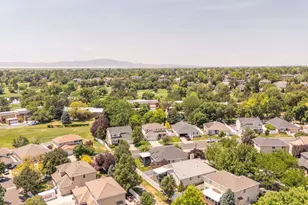 1608 N St Andrews Dr W, Farmington, UT 84025 - Photo 6