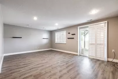 2064 S Orchard Dr E, Bountiful, UT 84010 - Photo 24