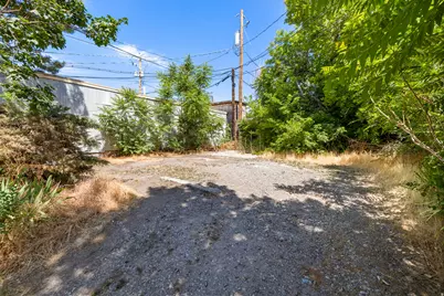 423 E 1st Ave N, Salt Lake City, UT 84103 - Photo 30