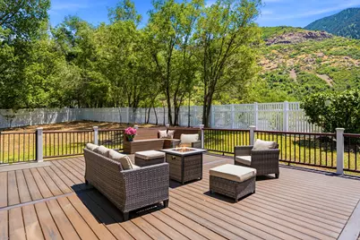 2744 E Woodhampton Cir, Sandy, UT 84092 - Photo 80