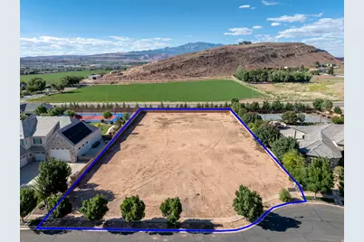 387 E Chateau Meadows Cir #3, Washington, UT 84780 - Photo 1