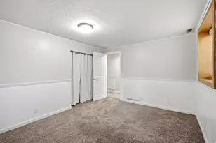 2586 E Country Oaks Dr N, Layton, UT 84040 - Photo 48