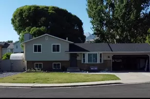 302 W 1570 N, Pleasant Grove, UT 84062 - Photo 2