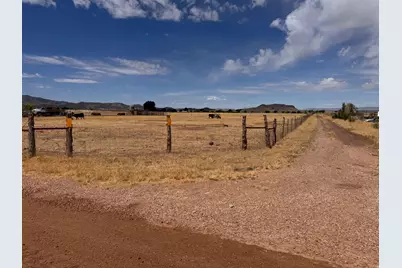 453 N 100 W, Kanosh, UT 84637 - Photo 8