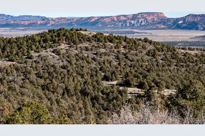 1955 W Mammoth Creek Rd, Hatch, UT 84735 - Photo 14