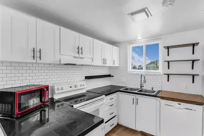 886 N 350 E, Orem, UT 84057 - Photo 10
