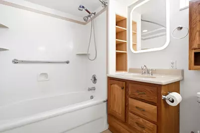 825 N Oakley St W, Salt Lake City, UT 84116 - Photo 14