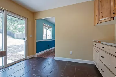 9473 S Hunts End Dr, Sandy, UT 84092 - Photo 10