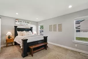 3733 N Eisenhower St, Eagle Mountain, UT 84005 - Photo 10