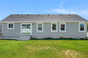 3733 N Eisenhower St, Eagle Mountain, UT 84005 - Photo 24