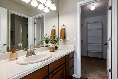 1065 W Windsor Dr, North Salt Lake, UT 84054 - Photo 20