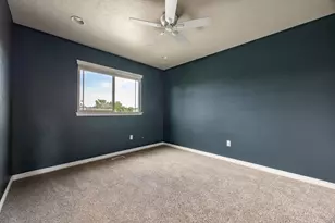 1065 W Windsor Dr, North Salt Lake, UT 84054 - Photo 22