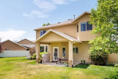 1065 W Windsor Dr, North Salt Lake, UT 84054 - Photo 38