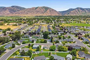 215 N 750 W, Hyrum, UT 84319 - Photo 46