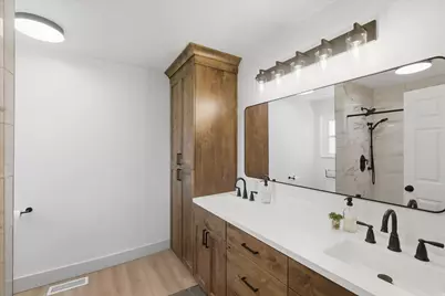 215 N 750 W, Hyrum, UT 84319 - Photo 24
