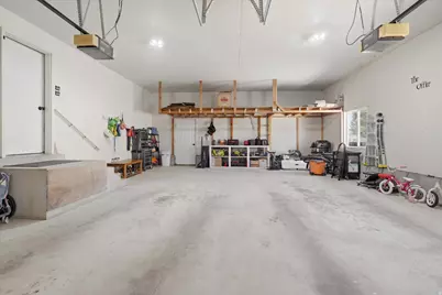 215 N 750 W, Hyrum, UT 84319 - Photo 38