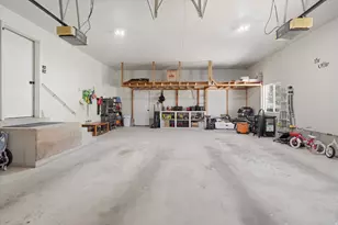 215 N 750 W, Hyrum, UT 84319 - Photo 38