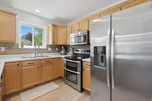 215 N 750 W, Hyrum, UT 84319 - Photo 14