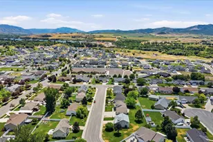 215 N 750 W, Hyrum, UT 84319 - Photo 52