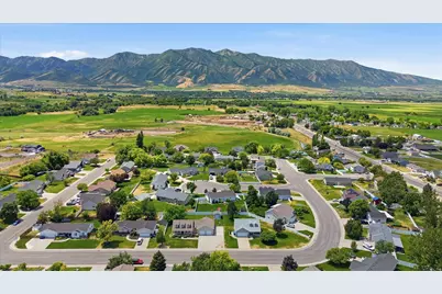 215 N 750 W, Hyrum, UT 84319 - Photo 50
