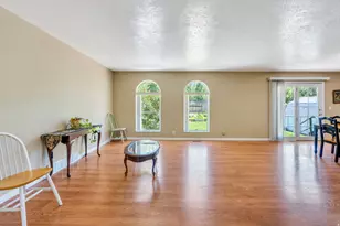 8093 S Beaumont Dr E, Sandy, UT 84093 - Photo 8