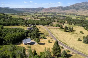 2467 N Nordic Dr, Eden, UT 84310 - Photo 14