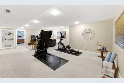 955 W 10375 S, South Jordan, UT 84095 - Photo 40