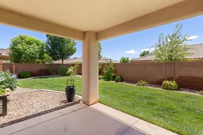 952 E 3800 S, Washington, UT 84780 - Photo 22