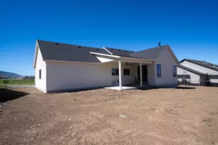 1125 E Center St, Hyde Park, UT 84318 - Photo 6