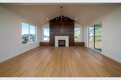 1125 E Center St, Hyde Park, UT 84318 - Photo 10