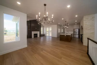 1125 E Center St, Hyde Park, UT 84318 - Photo 20
