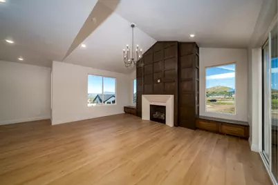 1125 E Center St, Hyde Park, UT 84318 - Photo 12