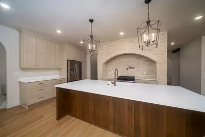 1125 E Center St, Hyde Park, UT 84318 - Photo 14