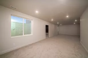 1125 E Center St, Hyde Park, UT 84318 - Photo 30