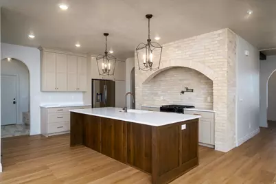 1125 E Center St, Hyde Park, UT 84318 - Photo 14