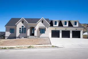 1125 E Center St, Hyde Park, UT 84318 - Photo 2