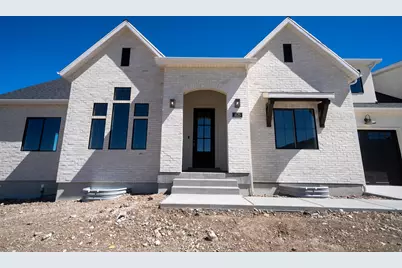 1125 E Center St, Hyde Park, UT 84318 - Photo 2