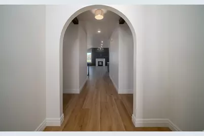1125 E Center St, Hyde Park, UT 84318 - Photo 8