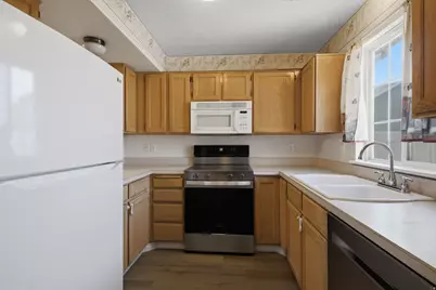 794 E 950 S, Provo, UT 84606 - Photo 8