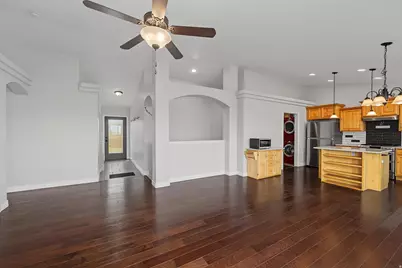 438 W Cimarron Ave S, Saratoga Springs, UT 84045 - Photo 10