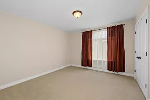438 W Cimarron Ave S, Saratoga Springs, UT 84045 - Photo 22