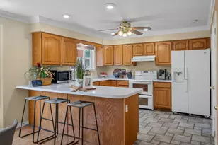 1726 E Wasatch Blvd, Sandy, UT 84092 - Photo 8