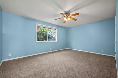 1726 E Wasatch Blvd, Sandy, UT 84092 - Photo 20